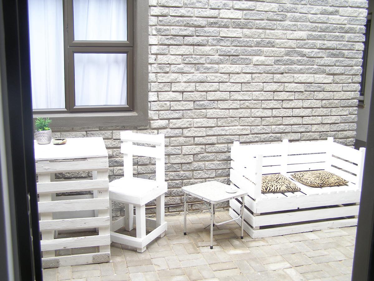 La Casetta Bed & Breakfast Swakopmund Bagian luar foto
